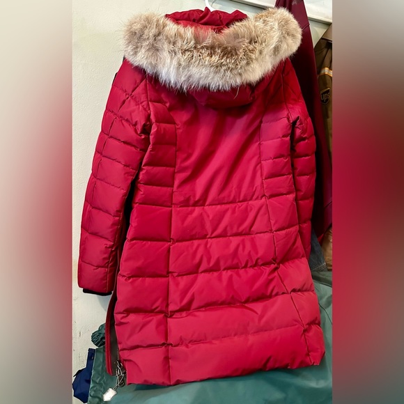 Women’s MEDIUM Red Pajar Canada Long Down Puffer Parka Coat - Picture 4 of 9